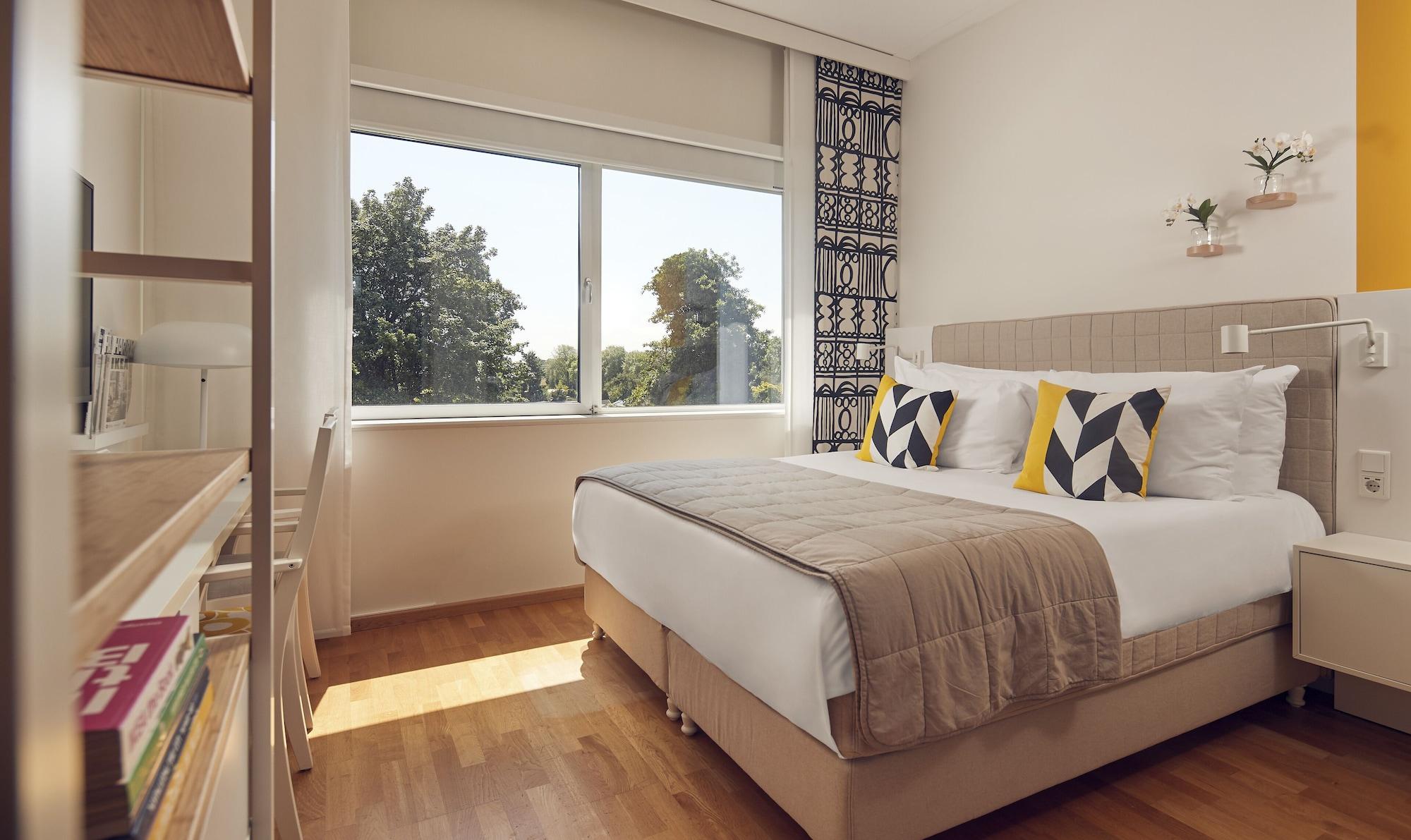 Westcord Hotel 4*